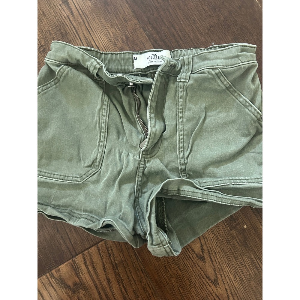 Hollister Ultra High Rise Utility Shorts Olive Green Cargo Pockets Womens M